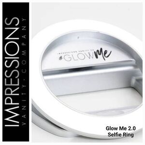 Impressions Glow Me 2.0 LED Selfie Ring Light For Mobile Devices- Silver